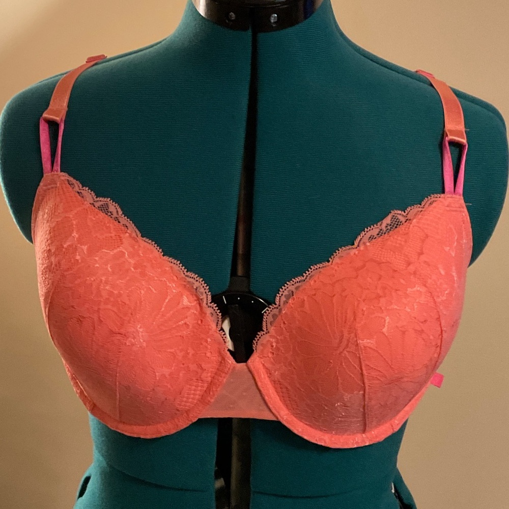 Victoria's Secret Coral Lace Bra